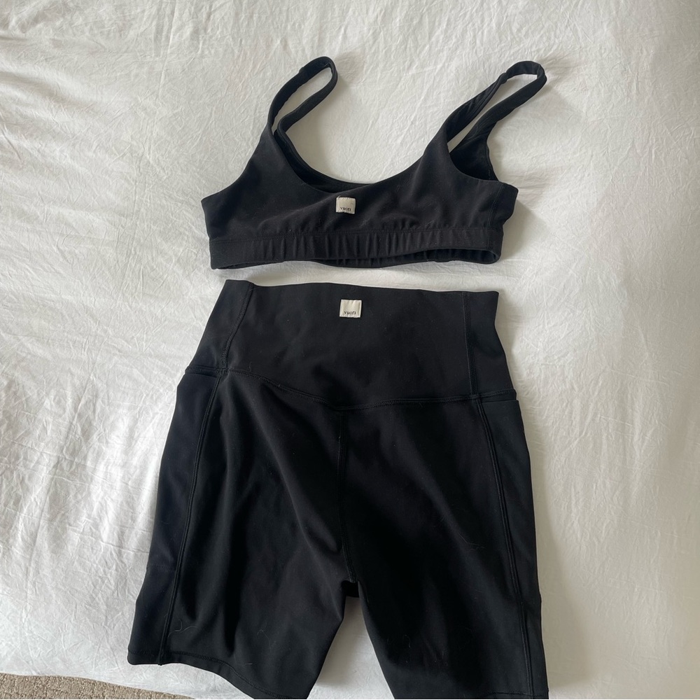 Vuori set